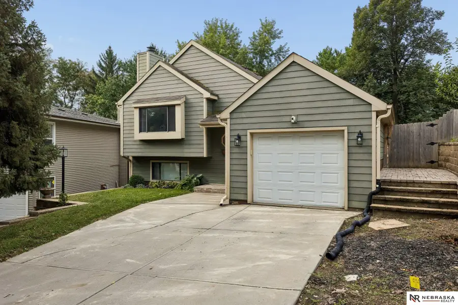 8015 Weber Plaza, Omaha, NE 68122 - #2