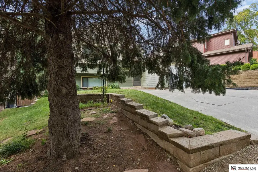 8015 Weber Plaza, Omaha, NE 68122 - #3