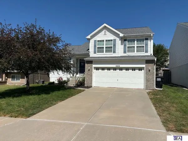 19358 Laci Street, Omaha, NE 68135