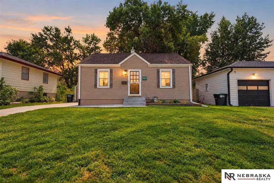 5853 Elm Street, Omaha, NE 68106 - #2