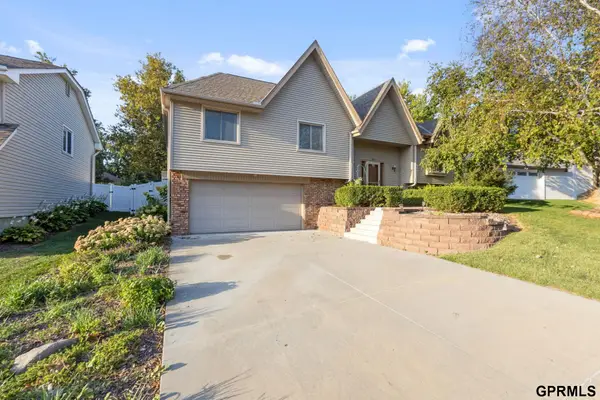 15006 Charles Street, Omaha, NE 68154