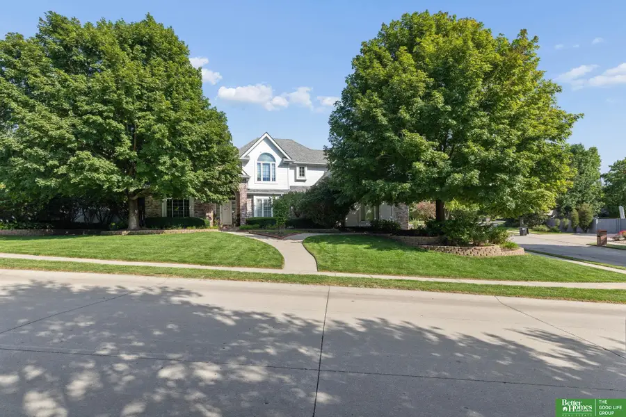 2611 N 159 Street, Omaha, NE 68116 - #2