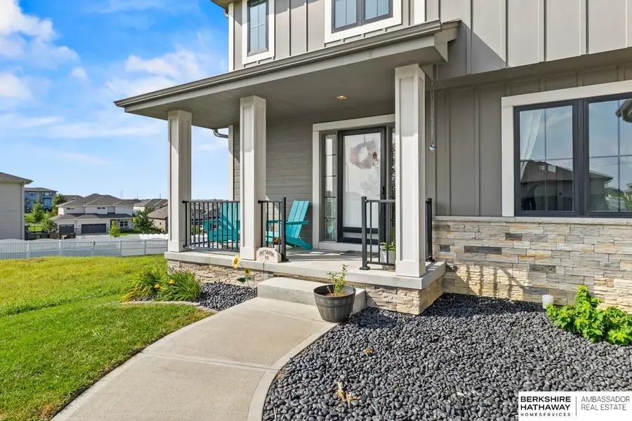 10232 Cove Hollow Drive, Papillion, NE 68046 - #2