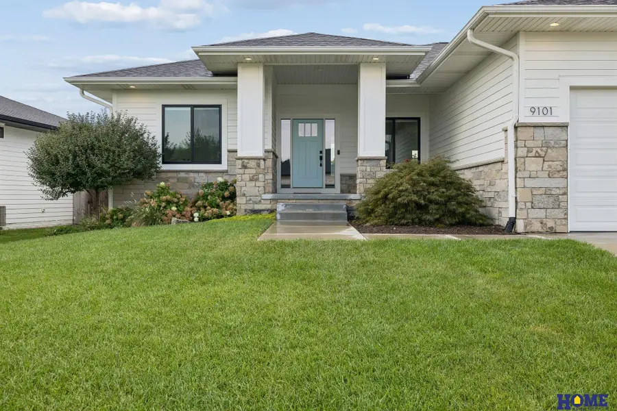 9101 Rock River Road, Lincoln, NE 68520 - #2