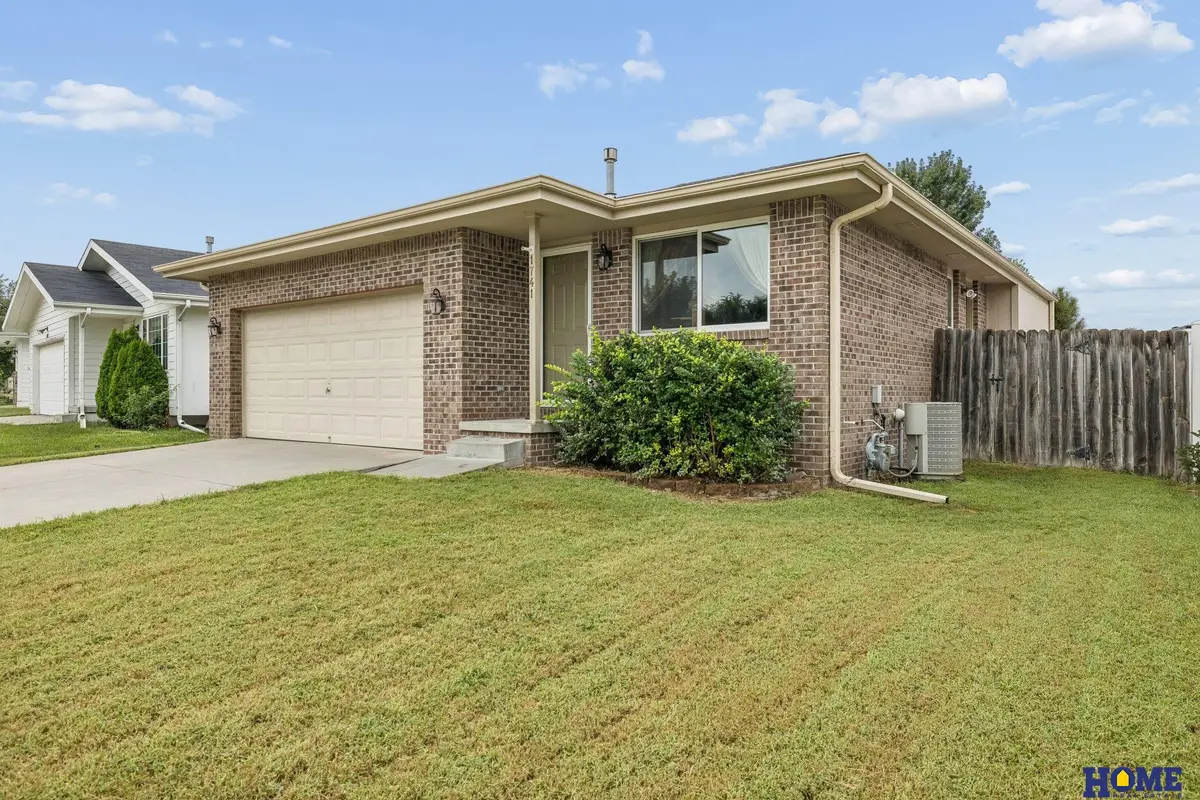 1741 SW 30th Street, Lincoln, NE 68522 - #1
