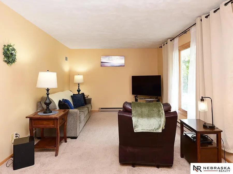 304 W O Street, Weeping Water, NE 68463 - #2