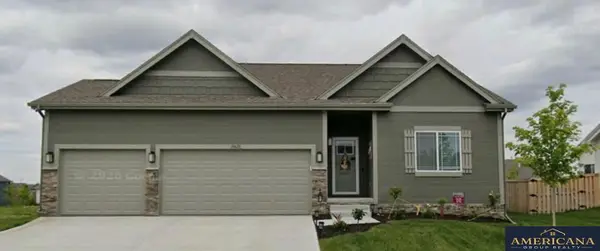 10622 Flint Drive, Papillion, NE 68046