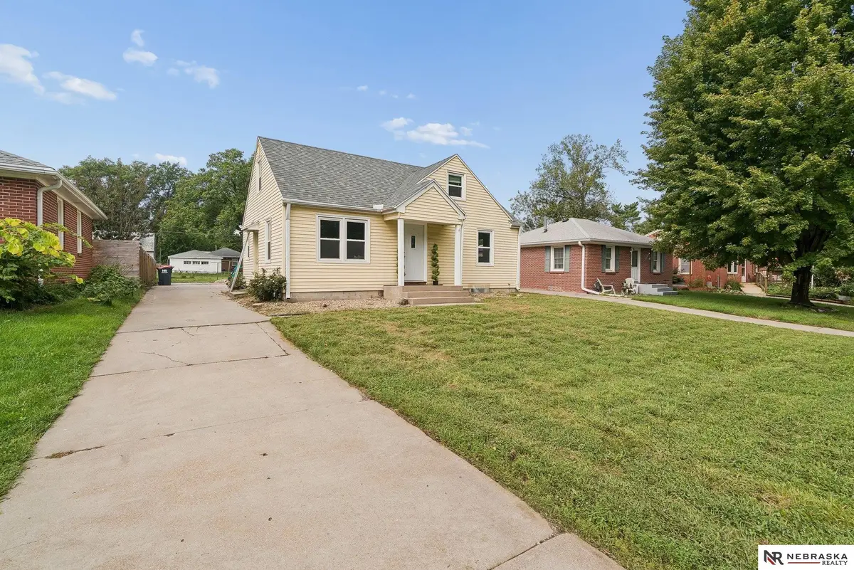 3225 N 60th Street, Lincoln, NE 68507 - #1