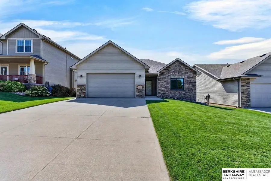 10611 Hillcrest Drive, La Vista, NE 68128 - #2