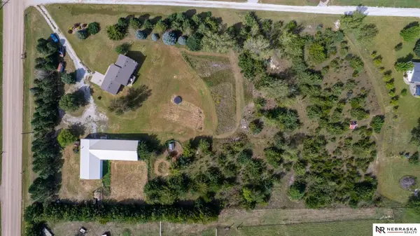 1366 Quail Run Circle, Firth, NE 68358