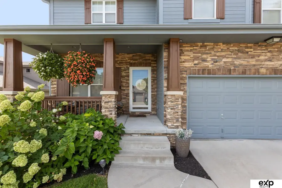 7331 S 103rd Avenue, La Vista, NE 68128 - #3