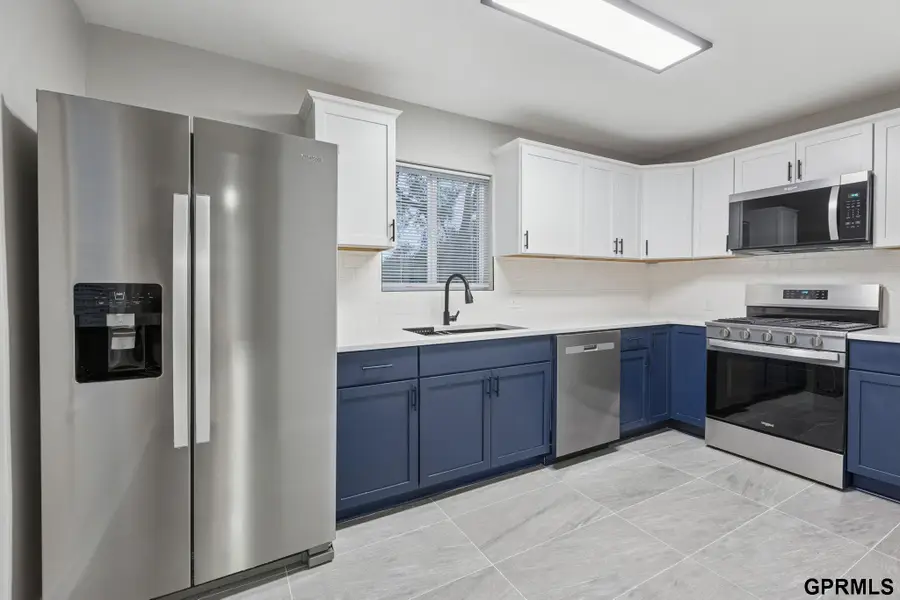 3354 N 38th Street, Omaha, NE 68111 - #2