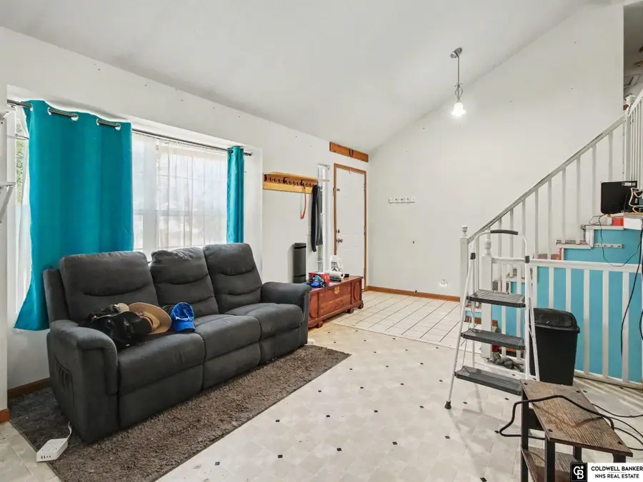 8013 Craig Avenue, Omaha, NE 68122 - #2