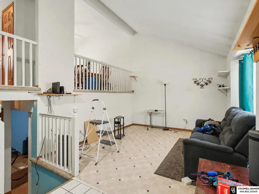 8013 Craig Avenue, Omaha, NE 68122 - #3