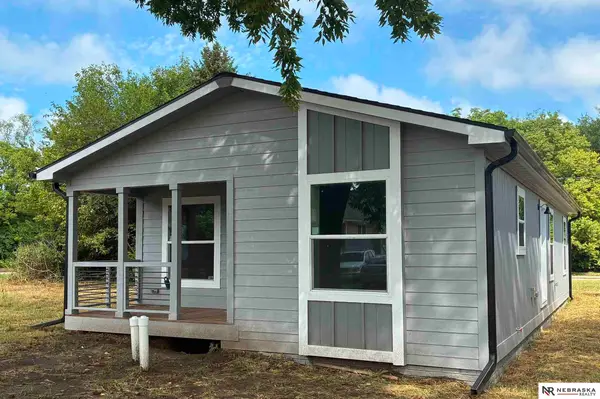2436 Larimore Avenue, Omaha, NE 68111