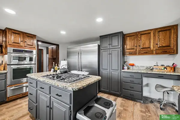 1905 S 116th Street, Omaha, NE 68144