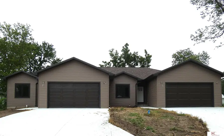 310 Walnut Street, Friend, NE 68359 - #2