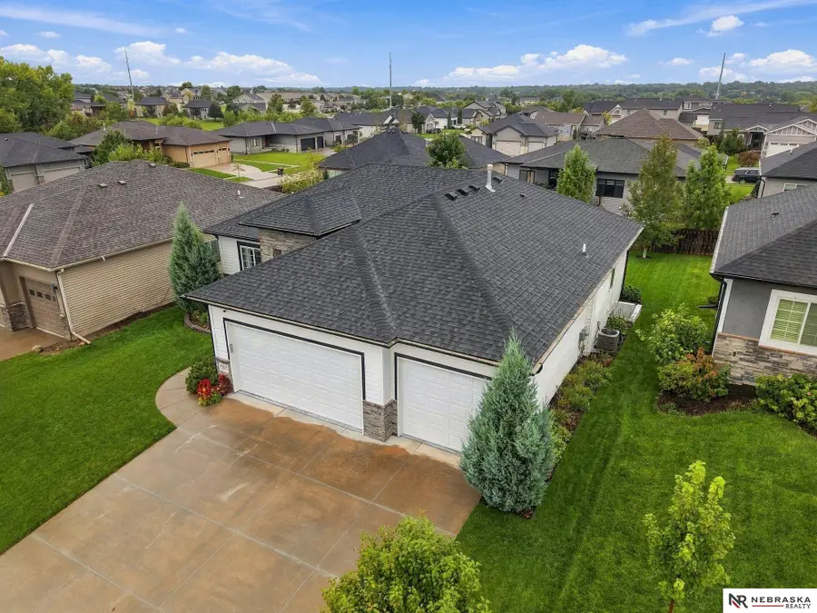 6310 Kelsey Lane, Lincoln, NE 68516 - #2