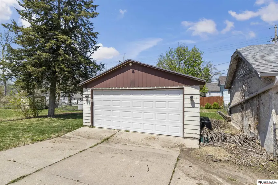 4504 Mayberry Street, Omaha, NE 68106 - #2