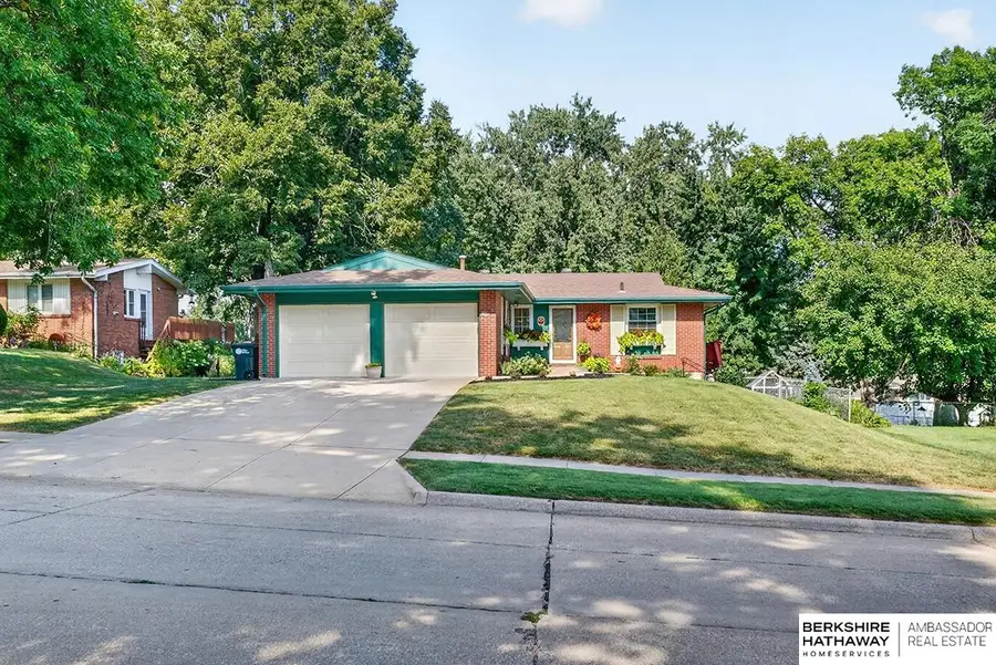 13576 Walnut Street, Omaha, NE 68144 - #2