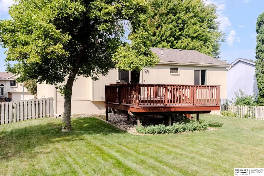 6725 N 108 Avenue, Omaha, NE 68164 - #2