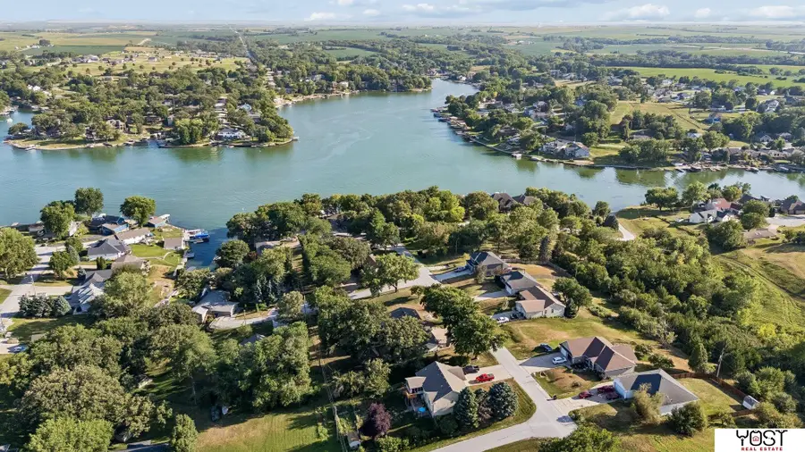 1817 Beaver Lake Boulevard, Plattsmouth, NE 68048 - #2