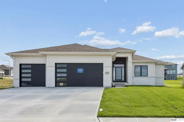 6227 N 210th Street, Elkhorn, NE 68022