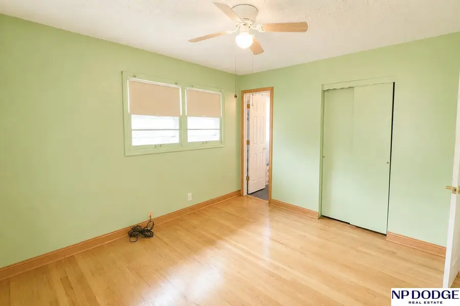 7426 Valley Street, Omaha, NE 68124 - #3