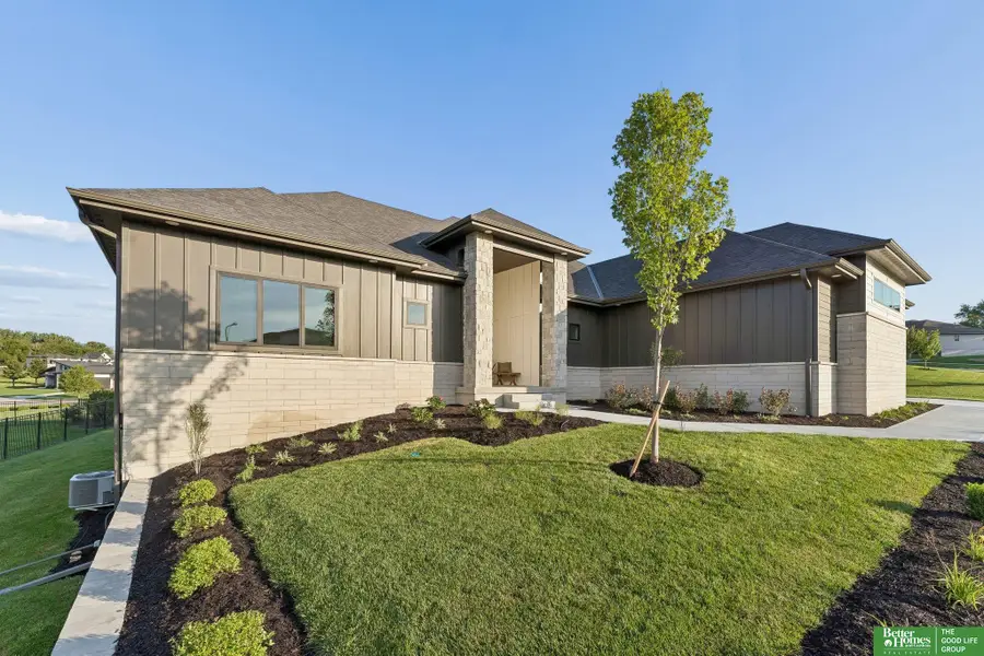 3538 S 210th Avenue, Elkhorn, NE 68022 - #2
