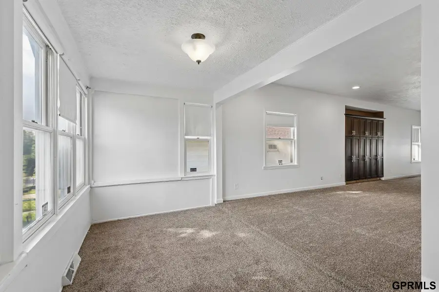 1824 N 32nd Street, Omaha, NE 68111 - #3