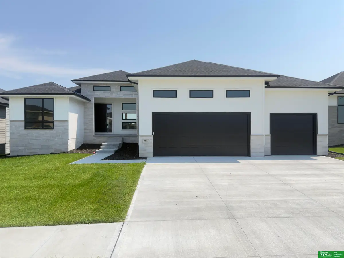 5811 N 197th Street, Elkhorn, NE 68022 - #1