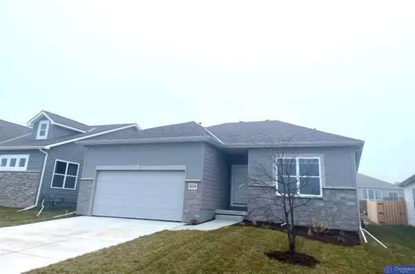 20926 Sedona Street, Gretna, NE 68028