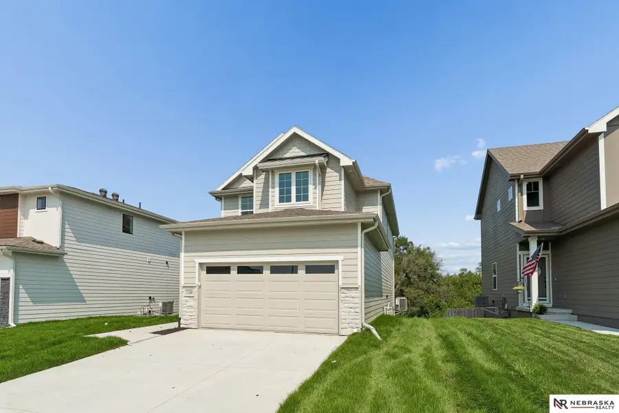 11260 Portage Drive, Papillion, NE 68046 - #3