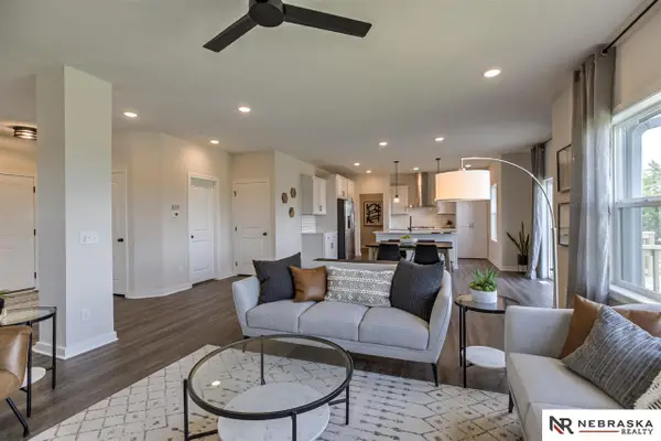 8966 Von Street, Papillion, NE 68046