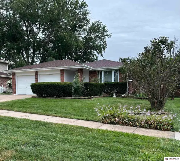 14321 Eastbourne Street, Waverly, NE 68462