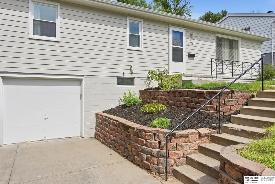 3714 Summit Street, Omaha, NE 68112 - #3
