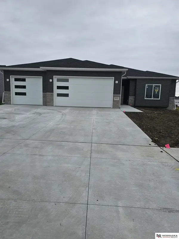 931 W El Alameda Street, Lincoln, NE 68523