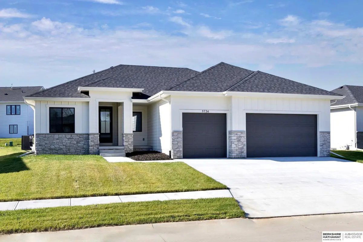 5724 N 208th Street, Elkhorn, NE 68022 - #1