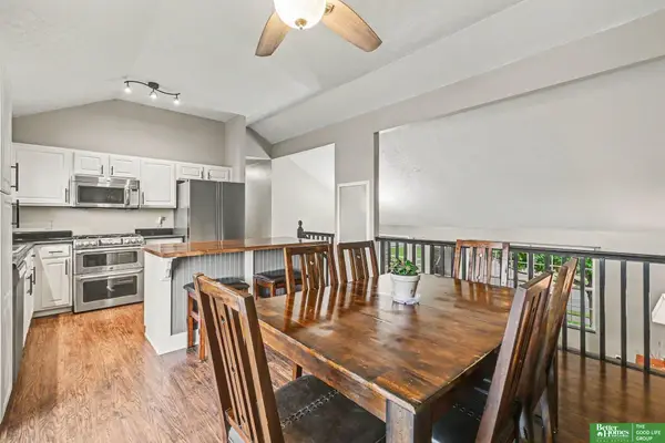 12906 Vernon Avenue, Omaha, NE 68164