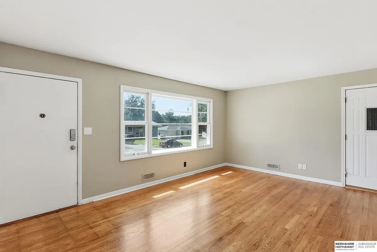 7704 Lafayette Avenue, Omaha, NE 68144 - #1