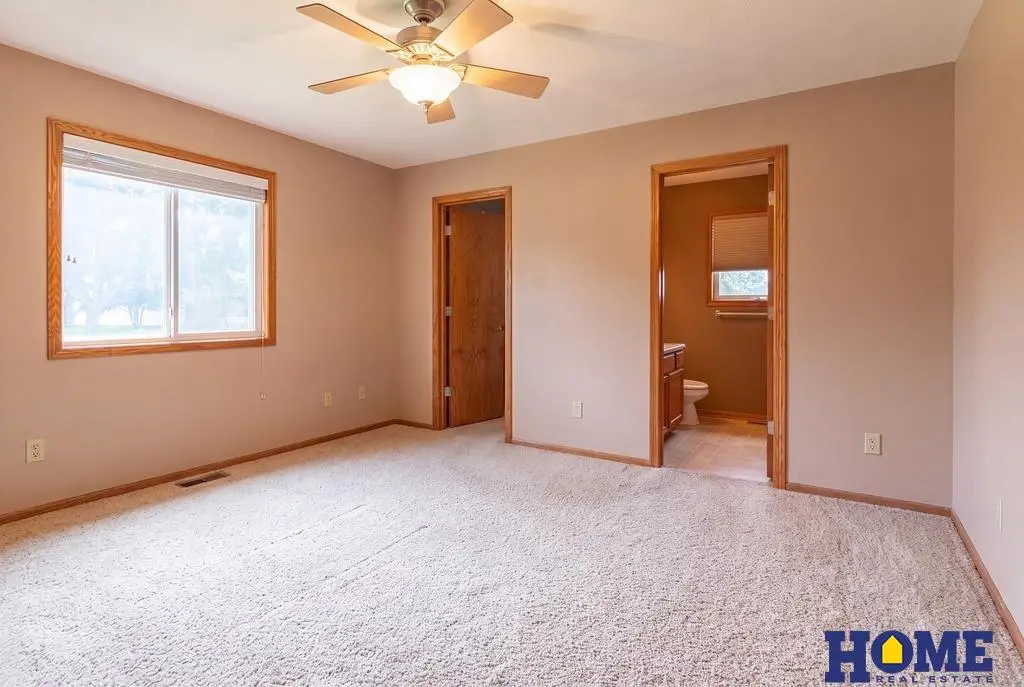 5425 W Greenfield Street, Lincoln, NE 68521 - #1