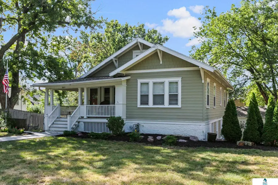 3913 Sheridan Boulevard, Lincoln, NE 68506 - #3