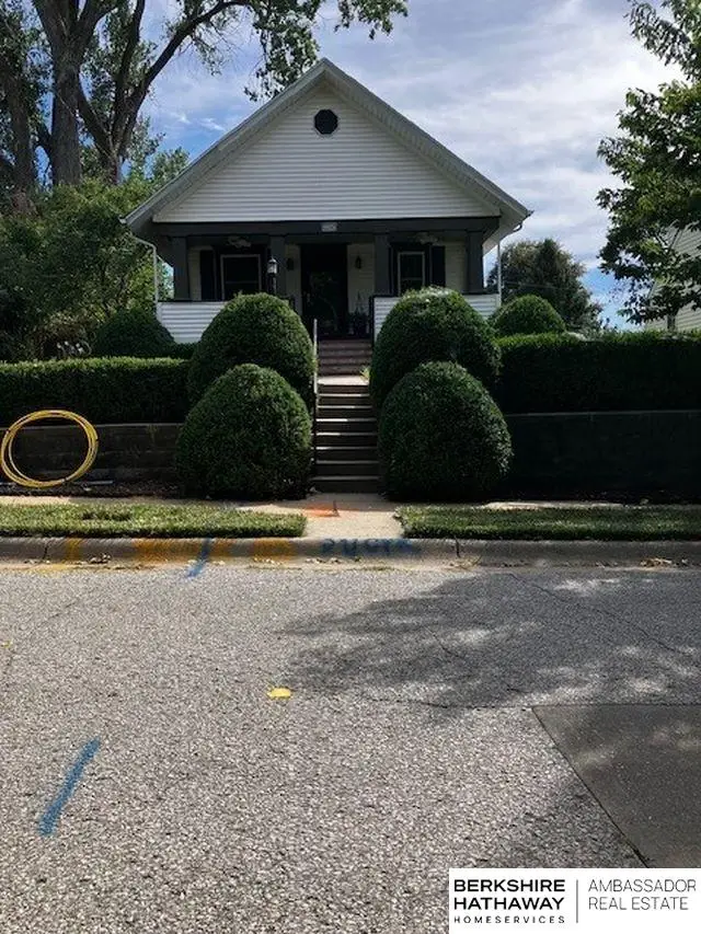 6015 Hickory Street, Omaha, NE 68106 - #1