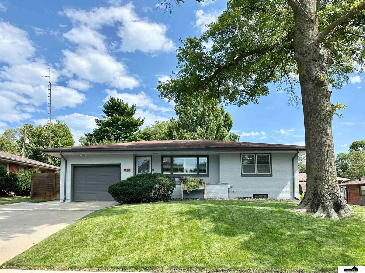 1820 Brookhaven Drive, Lincoln, NE 68506 - #1