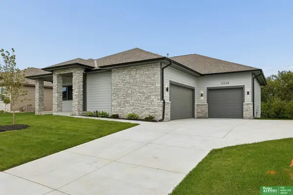 11715 S 119th Street, Papillion, NE 68046