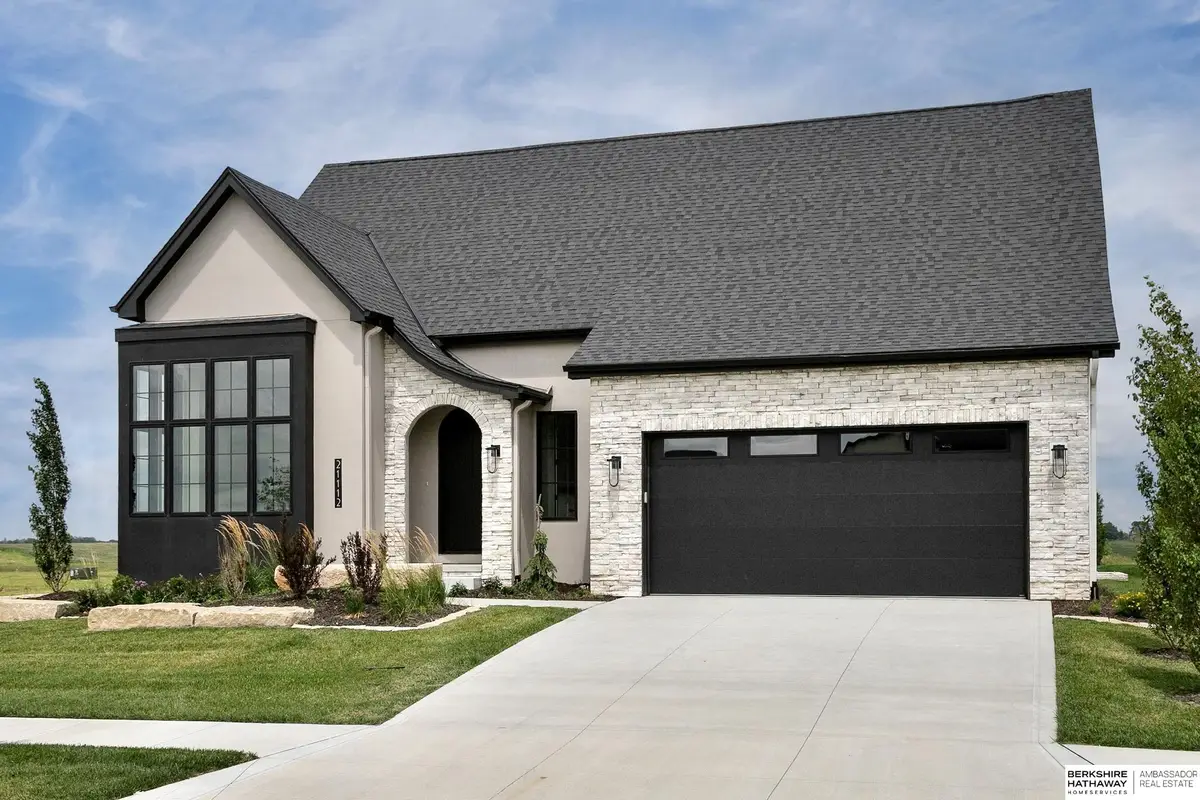 21112 Laurel Avenue, Elkhorn, NE 68022 - #1