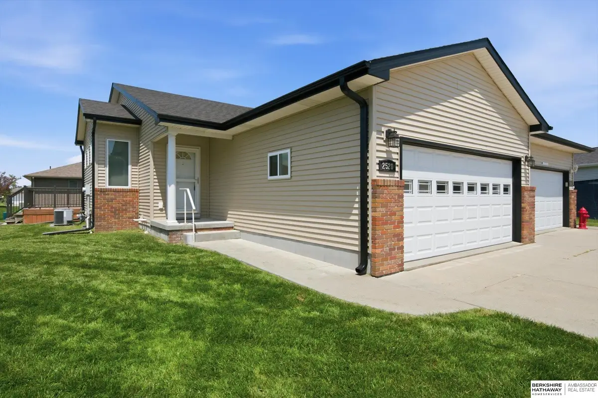 2520 Winston Circle, Fremont, NE 68025 - #1