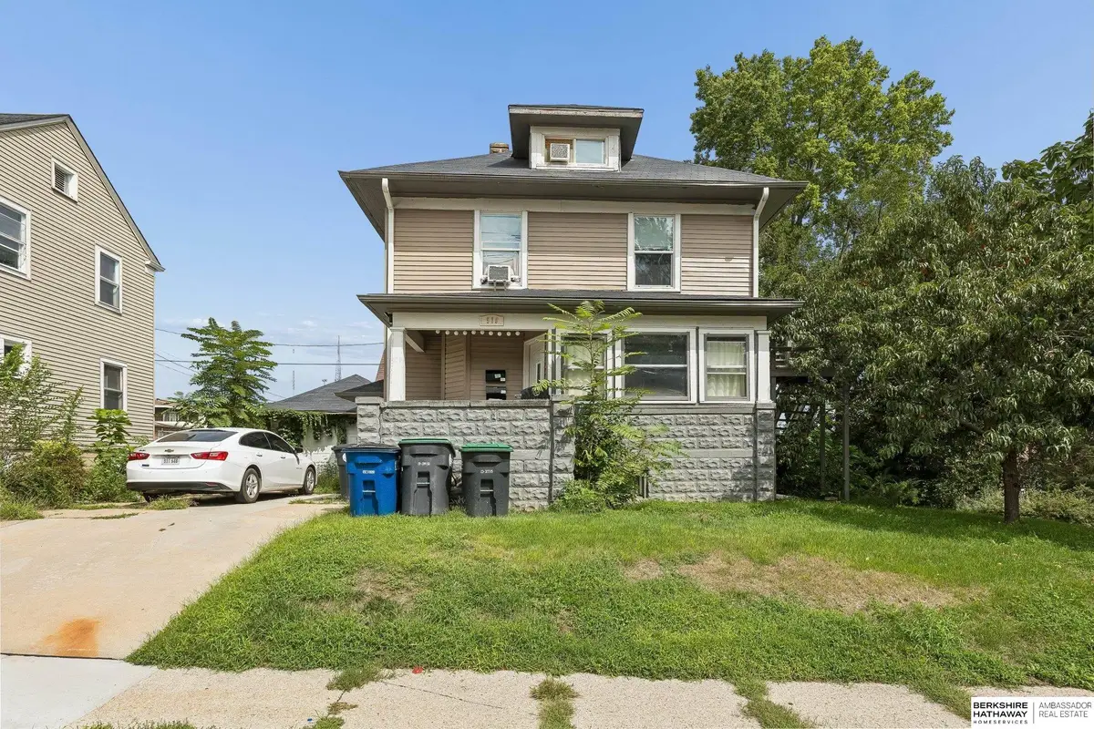 519 S 34 Street, Omaha, NE 68105 - #1