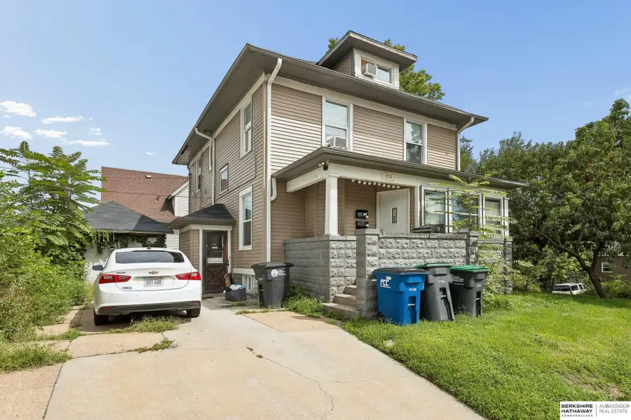 519 S 34 Street, Omaha, NE 68105 - #3