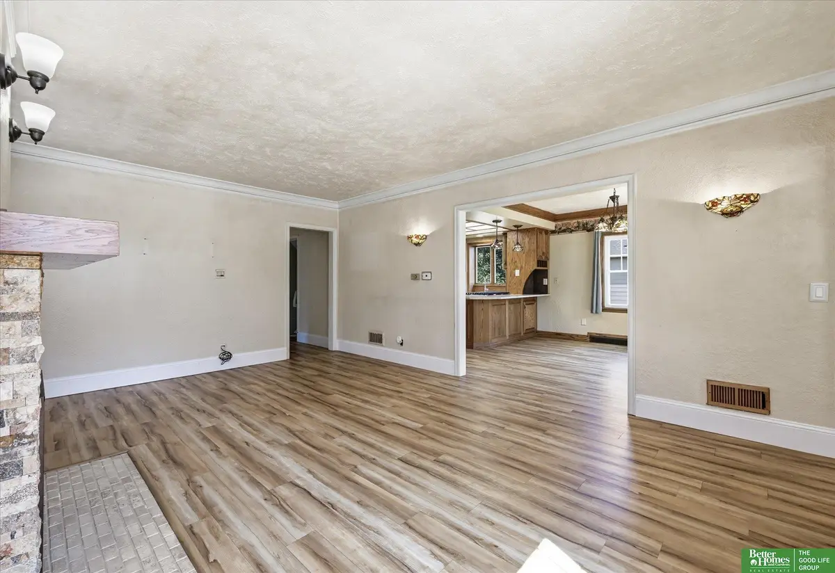 6524 Emmet Street, Omaha, NE 68104 - #1